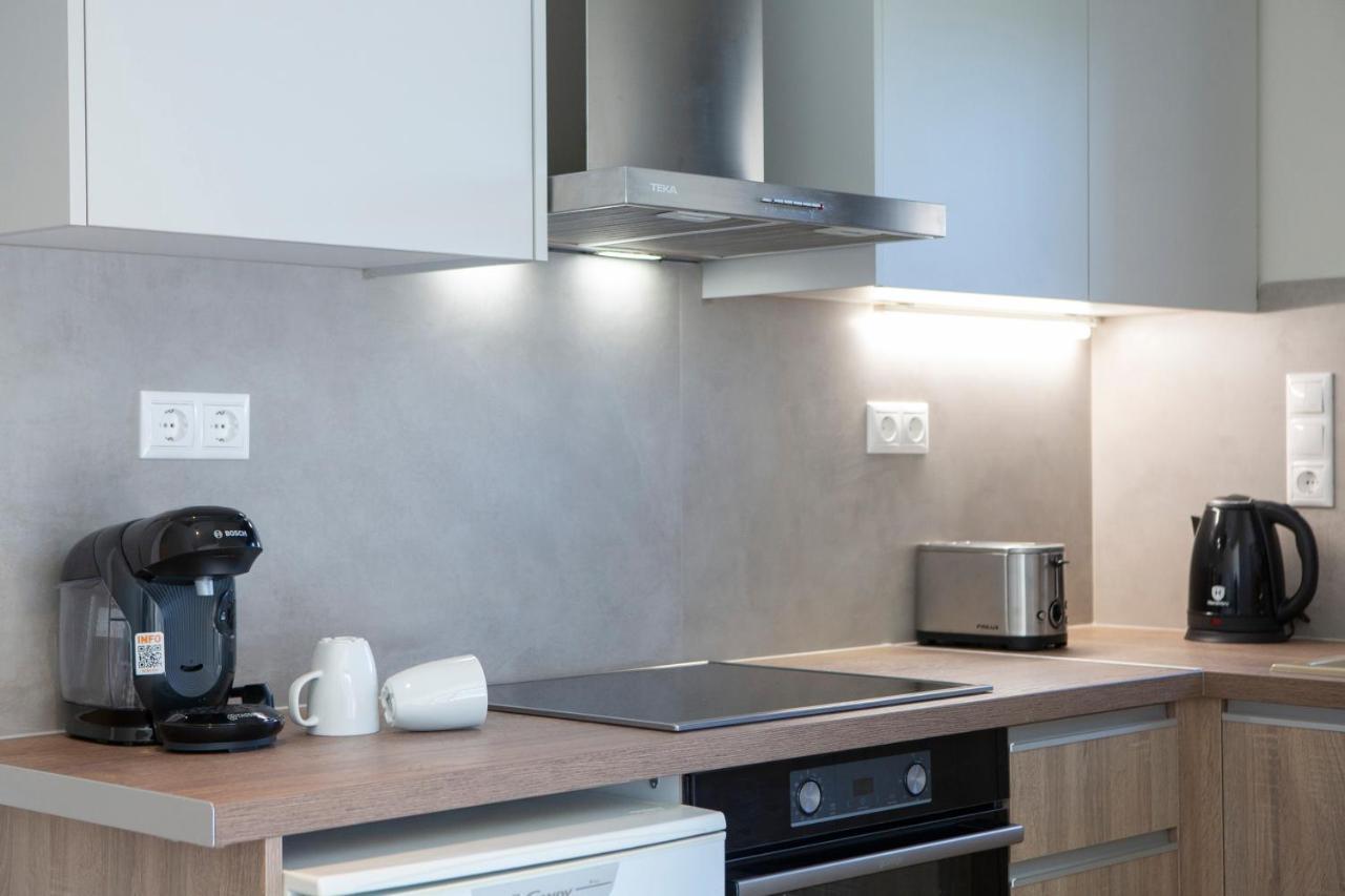 Amelie'S Luxe Apartments Kalligoni エクステリア 写真