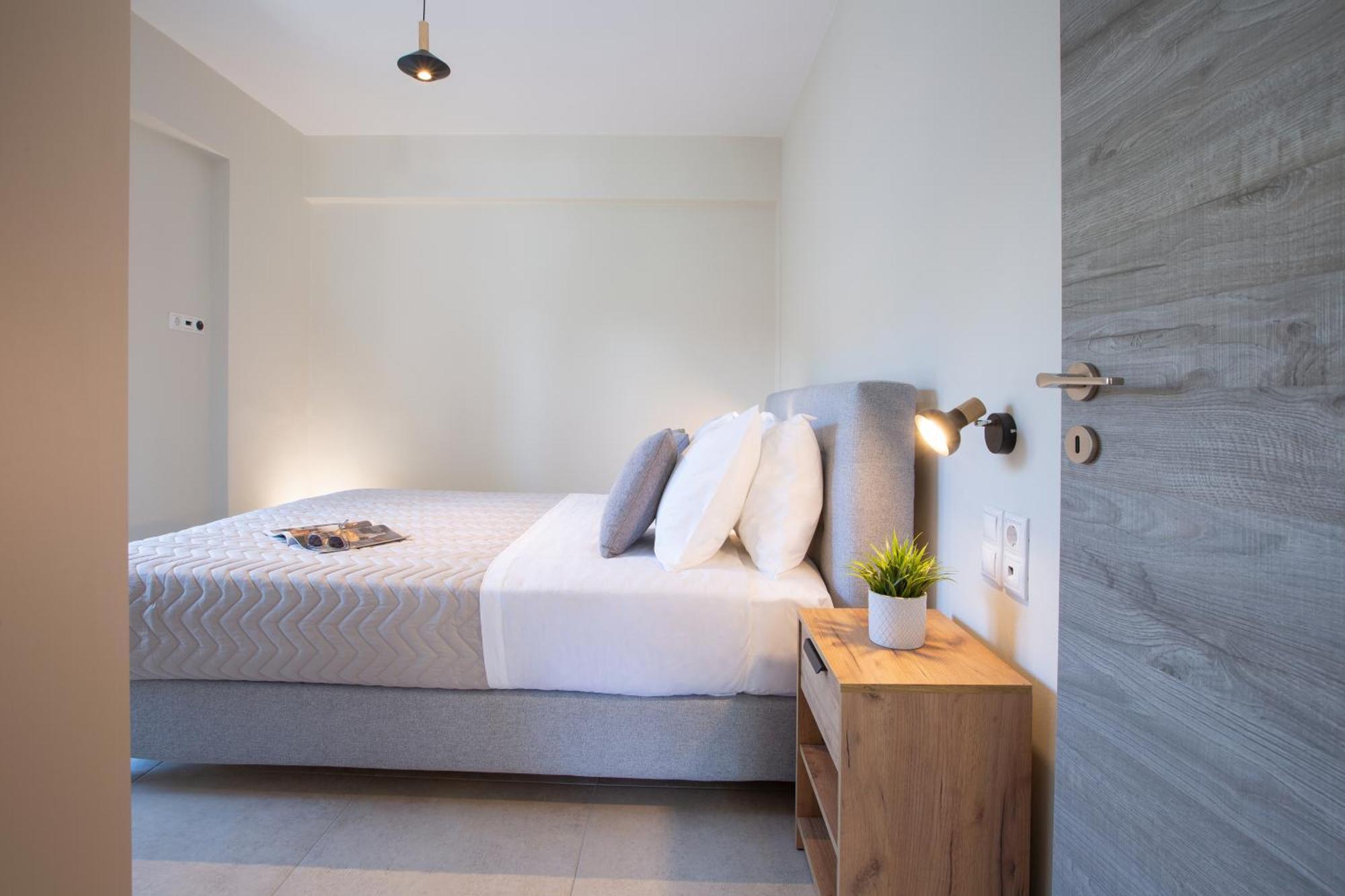 Amelie'S Luxe Apartments Kalligoni エクステリア 写真